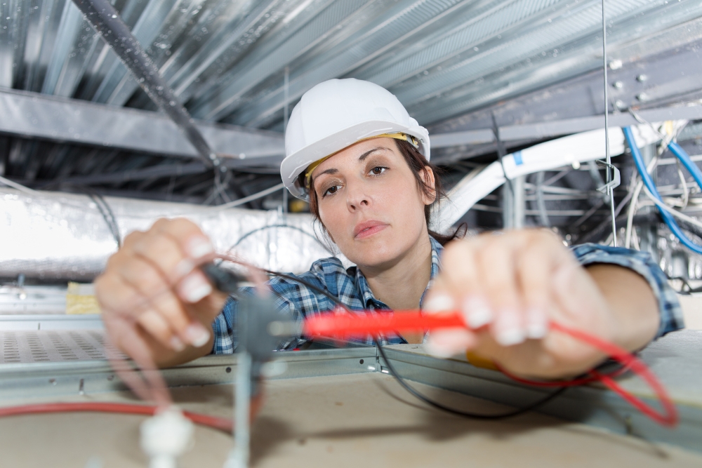 Common Mistakes to Avoid When Hiring an Electrician